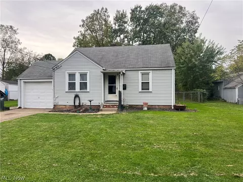 309 Fairlawn Ave SW, Massillon, OH 44646