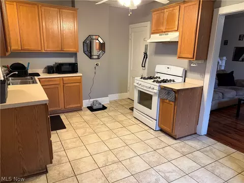 Kitchen - 822 Wallace Ave SE, Massillon, OH 44646 photo 1 of 1