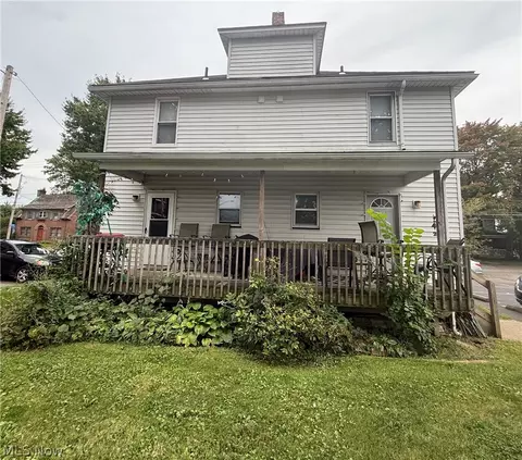 Exterior - 822 Wallace Ave SE, Massillon, OH 44646 photo 1 of 1