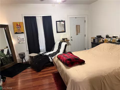 Bedroom - 822 Wallace Ave SE, Massillon, OH 44646 photo 1 of 5