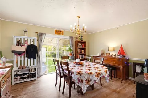 Dining - 309 Afton, Boardman, OH 44512 photo 1 of 2