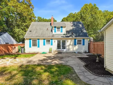 Exterior - 113 Pinehurst Rd, Munroe Falls, OH 44262 photo 4 of 6