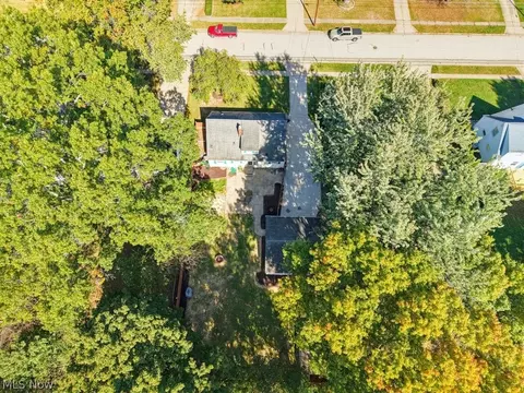 View/Area - 113 Pinehurst Rd, Munroe Falls, OH 44262 photo 2 of 5