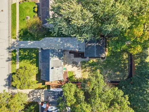 View/Area - 113 Pinehurst Rd, Munroe Falls, OH 44262 photo 3 of 5