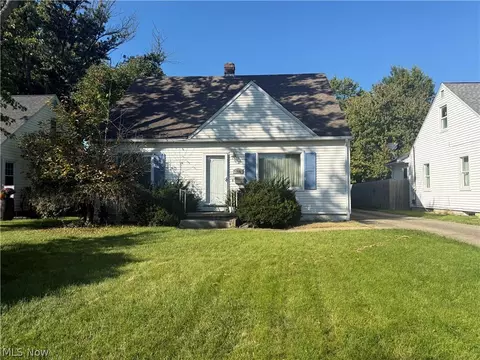 268 Dowd Rd, Elyria, OH 44035