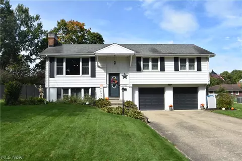 2760 Poland Village Blvd, Poland, OH 44514