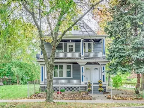 3118 W 82nd St, Cleveland, OH 44102