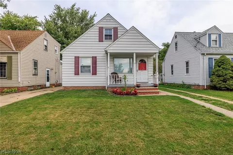 18404 Homeway Rd, Cleveland, OH 44135