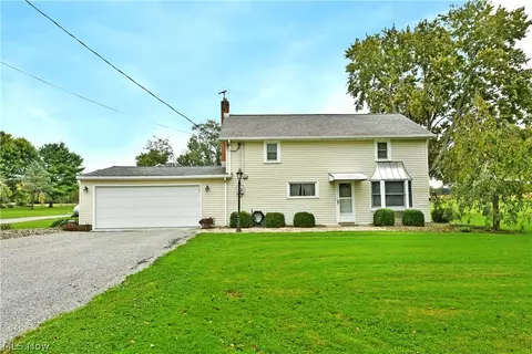 8450 State Route 193, Farmdale, OH 44417