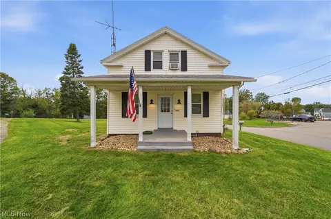 9787 Cleveland Ave NW, Uniontown, OH 44685