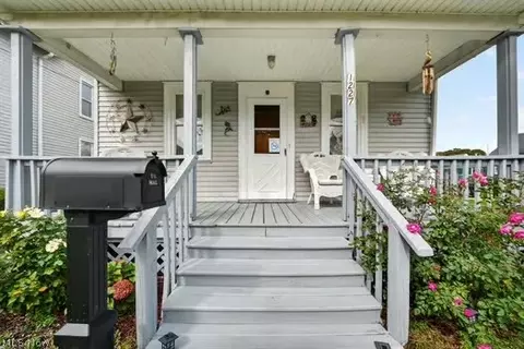 Exterior - 1227 W 3rd St, Ashtabula, OH 44004 photo 1 of 4