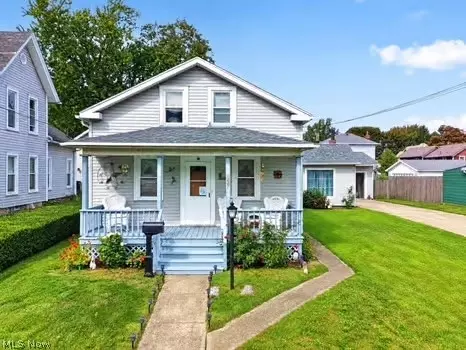 1227 W 3rd St, Ashtabula, OH 44004