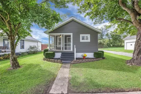 3825 Roberts Addition, Zanesville, OH 43701
