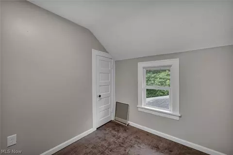 Bedroom - 920 E 39th St, Lorain, OH 44055 photo 6 of 14