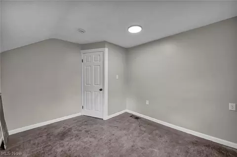 Bedroom - 920 E 39th St, Lorain, OH 44055 photo 12 of 14