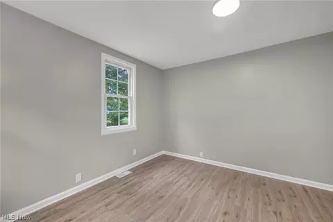 Bedroom - 920 E 39th St, Lorain, OH 44055 photo 1 of 14