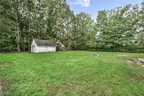 Exterior - 920 E 39th St, Lorain, OH 44055 photo 7 of 7
