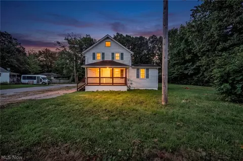 Exterior - 920 E 39th St, Lorain, OH 44055 photo 2 of 7