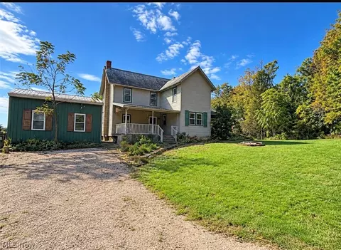8160 Imlay Rd, Blue Rock, OH 43720