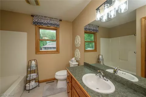 Bath - 1150 Rolena Cir NW, Canton, OH 44708 photo 4 of 4