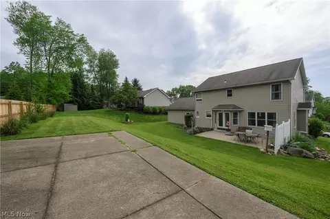 Exterior - 1150 Rolena Cir NW, Canton, OH 44708 photo 5 of 10