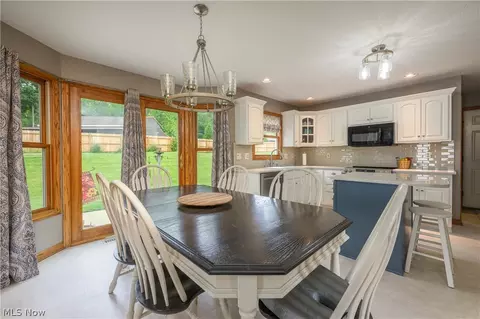 Dining - 1150 Rolena Cir NW, Canton, OH 44708 photo 1 of 2