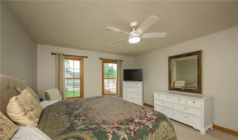 Bedroom - 1150 Rolena Cir NW, Canton, OH 44708 photo 2 of 6