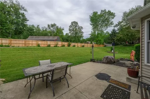 Exterior - 1150 Rolena Cir NW, Canton, OH 44708 photo 9 of 10