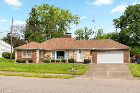 525 33rd St NW, Canton, OH 44709