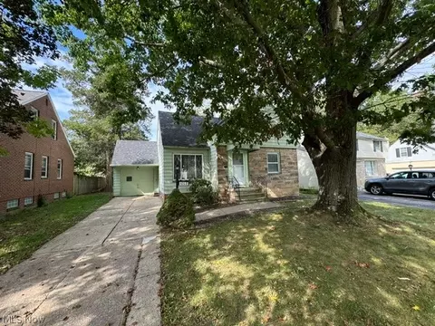 1068 S Belvoir Blvd, South Euclid, OH 44121