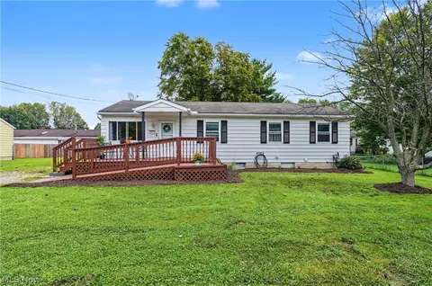 4111 Vira Rd, Stow, OH 44224