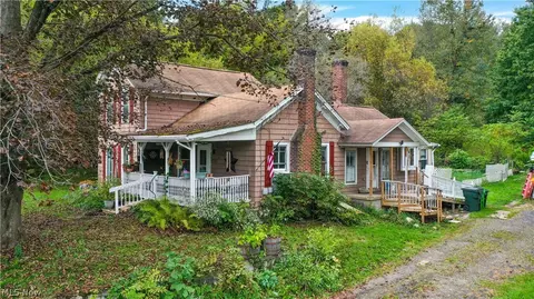4595 High St, Mantua, OH 44255