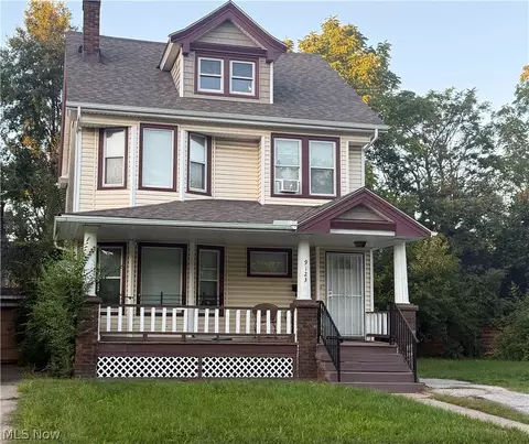 9123 Kempton Ave, Cleveland, OH 44108