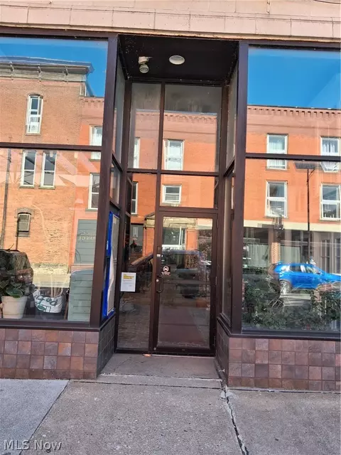 610 Broadway #28, Lorain, OH 44052