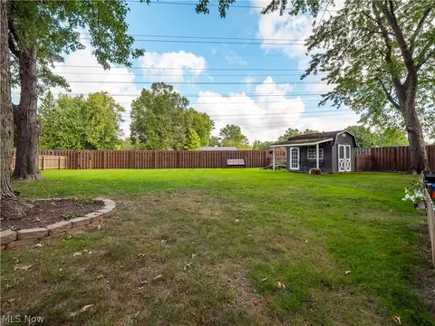 Exterior - 601 Perham Dr, Berea, OH 44017 photo 11 of 13