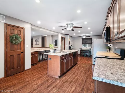 Kitchen - 601 Perham Dr, Berea, OH 44017 photo 6 of 7