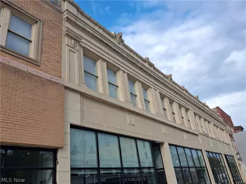 610 Broadway #5, Lorain, OH 44052