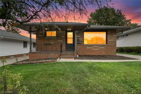5413 E 134th St, Garfield Heights, OH 44125