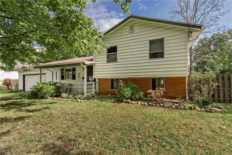 721 E 345th St, Eastlake, OH 44095