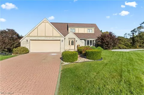 229 Harmony Dr, Steubenville, OH 43953