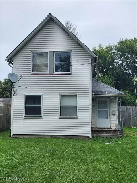 3795 W 36th St, Cleveland, OH 44109