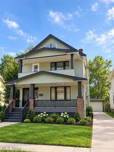 15814 Parkgrove Ave, Cleveland, OH 44110