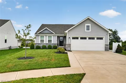 3890 Red Creek Ct, Perry, OH 44081