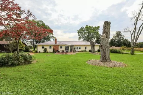 Exterior - 3947 Bower Rd, Rootstown, OH 44272 photo 4 of 9