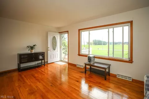 Living - 3947 Bower Rd, Rootstown, OH 44272 photo 2 of 4