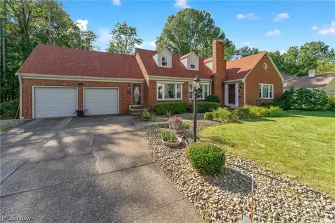 6128 Lundy Ln, Boardman, OH 44512