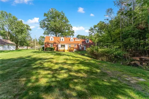 6128 Lundy Ln, Boardman, OH 44512 photo 9
