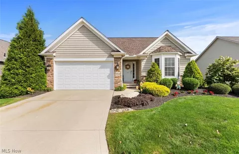 5501 Marshview Ln, Mentor, OH 44060