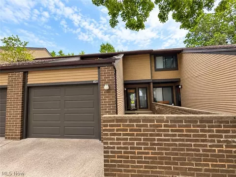 601 Dade Ln, Richmond Heights, OH 44143