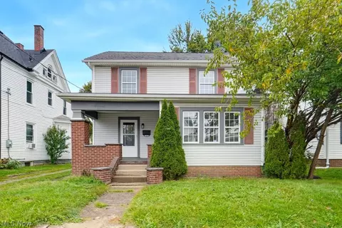 1401 Ridgeway Pl NW, Canton, OH 44709